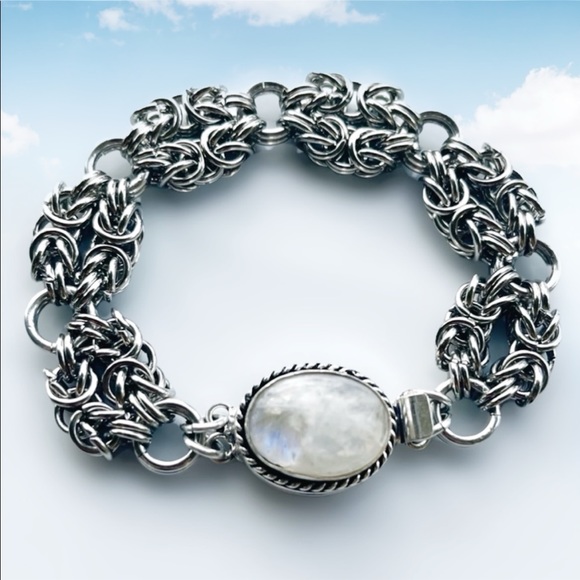 Maille stainless steel moonstone bracelet . Handmade chain & moonstone gem clasp - Picture 5 of 12